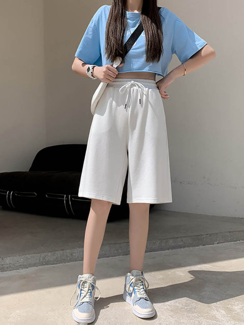 White sports shorts for women in summer thin wide-leg loose A-line mid-length pants high waist slim casual over-knee 55-point pants