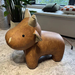 Cow Stool, Shoe-Changing Stool, Creative Housewarming Gift, Animal-Shaped Floor Ornament, Living Room Soft Decoration, Warm Room Low Stool