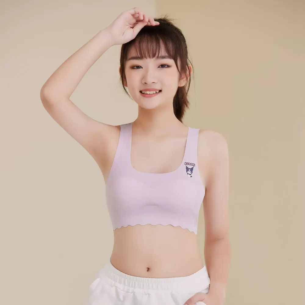 中学　文胸 