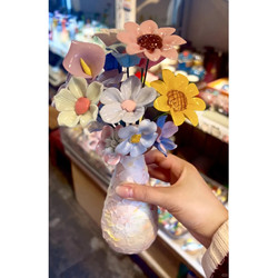 Jingdezhen Ceramic Flower Graduation Souvenir, Gift for Teacher's Day, Valentine's Day Gift for Best Friend, Creative Birthday Gift