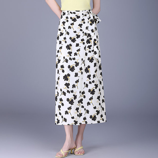 Temperament floral skirt for women in summer 2025 new high-waist lace-up slim straight long skirt slit hip-pack skirt
