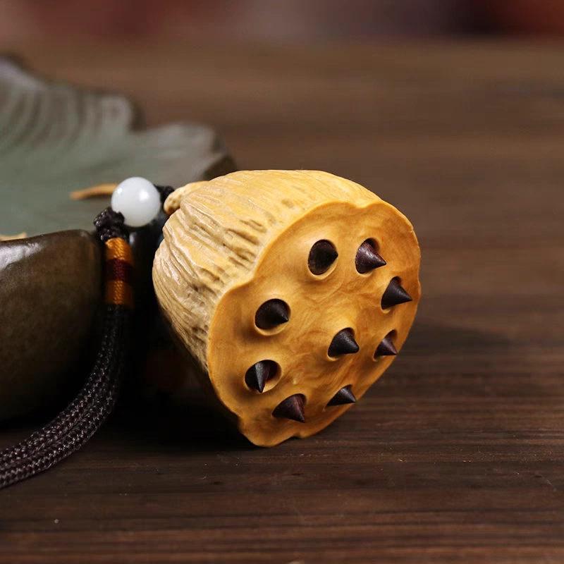 黄杨木 清代 苦行僧 唐物 黄杨木 清代 苦行僧 唐物 黄杨木| 扫地僧取材风化木，造枯寂空灵之景