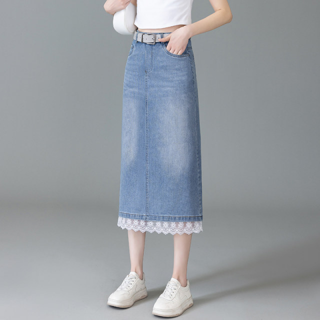 Lace spliced ​​denim skirt for women in summer 2025 new high-waisted slim hip skirt mid-length slit one-step skirt

