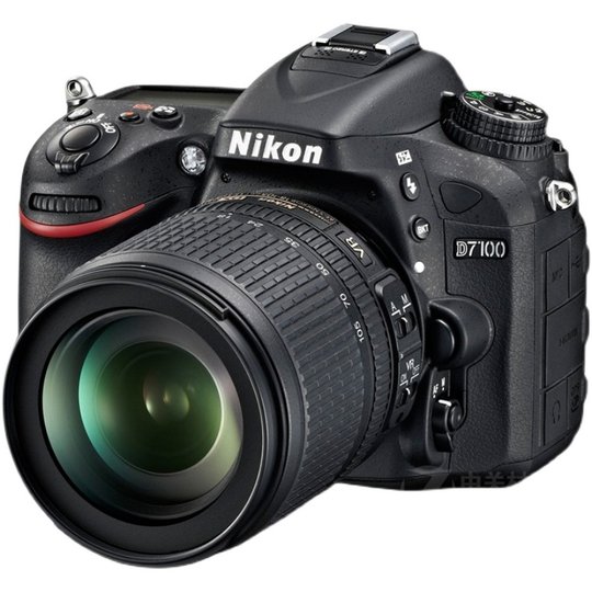 Nikon D7000★Wレンズ★一眼レフカメラ★人気機種★高速連写＆高画質 ニコン D7000☆高速連写＆高画質☆Wレンズ☆一眼レフカメラ