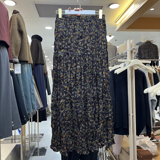 Thickened lined floral mid-length skirt for women 2024 autumn style pleated pleated printed skirt drapey crotch-covering A-line skirt