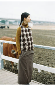 
AULDCAT 2023FW Wool Vest Skirt Set Holiday Set Little Red Check Chocolate Donuts