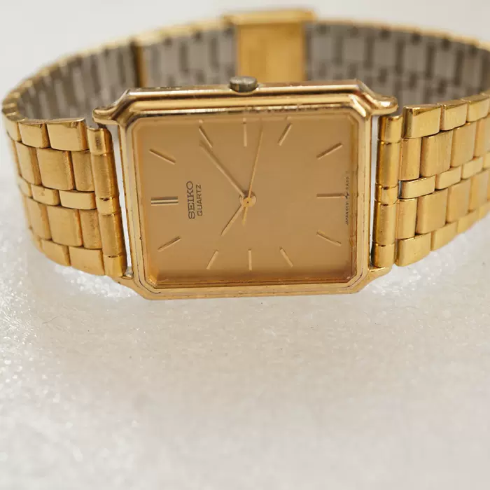 Seiko セイコー 5Y31-5A30 金色 クオーツ メンズ Seiko セイコー 5Y31-5A30 金色 クオーツ メンズ