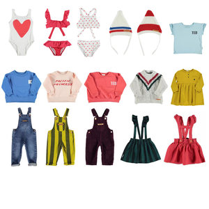 
40% off in stock European Piupiuchick boys and girls T-shirts, sweatshirts, suspenders, suspenders, skirts, hats and swimsuits