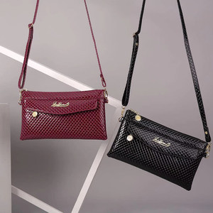 
Middle-aged women's bag 2025 new Korean version crossbody bag fashionable small bag elderly ladies shoulder bag mom backpack trendy