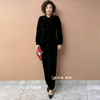 High -end wide wife autumn and winter new velvet cardigan middle -aged and elderly mother pretend to be fashionable long -sleeved large size jacket
