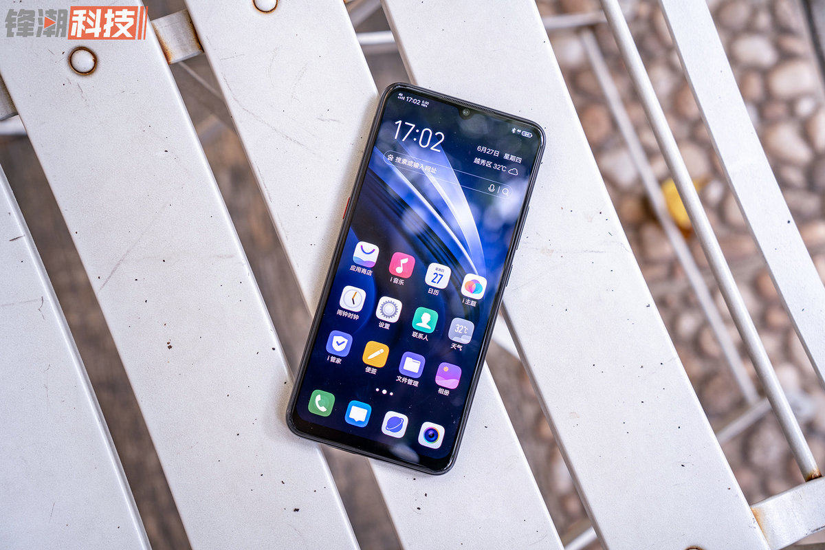 生而不凡时尚宠儿iqooneo体验