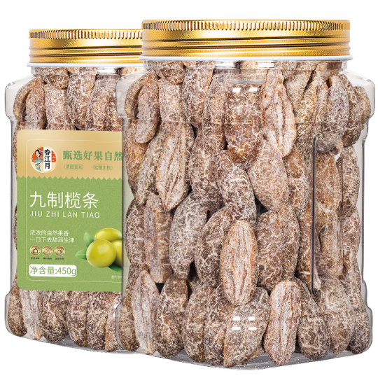 Nudistlar porno videolarni silkitmoqda.