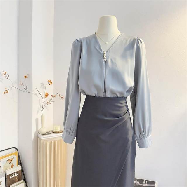 High-end gray beaded V-neck satin shirt for women 2025 spring temperament commuting long-sleeved shirt drooping top