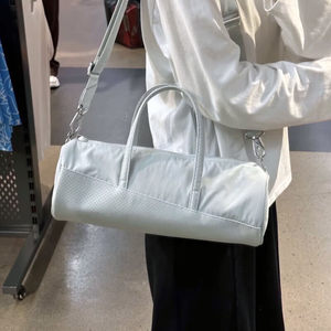 
Nike shoulder bag bucket bag women's bag fitness sports bag chest bag crossbody bag storage Nike small bag commuter armpit bag