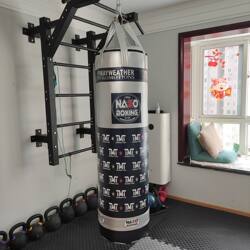 Professional-Grade Boxing Punching Bag Mayweather Solid Hanging Sandbag Hollow Sandbag for Sanda Fighting Muay Thai Adult and Children Training
