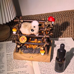 Birthday Gift for Male and Female Friends, Flameless Sleep-Aiding Aromatherapy Ornament, Bedroom Night Light, Practical and Creative