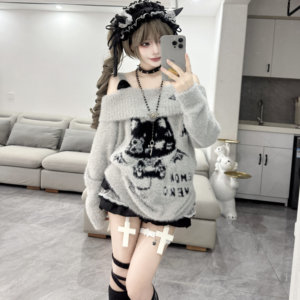 
Little Rabbit Assassin original new devil kitten subculture one-shoulder loose autumn and winter lapel sweater