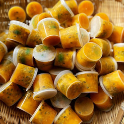 Small Box for Packaging Passion Fruit, Food-Grade Storage Box for Chopped Green Onions, Ginger, and Garlic, Mini Freezer Storage, Special Sealed Refrigerator Container