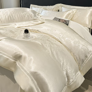 
High-end Class A European jacquard pure cotton four-piece set, light luxury naked sleeping quilt cover, universal for all seasons, master bedroom bed sheets and bedding 4