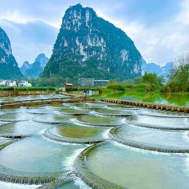 广西南宁崇左4天3晚纯玩小团德天瀑布明仕通灵古龙山四日跟团旅游