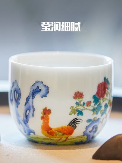 中国古美術品　清の乾隆時代　粉彩人物茶碗セット　ティカップ 中国古美術品 清の乾隆時代 粉彩人物茶碗セット ティカップ Amazon.