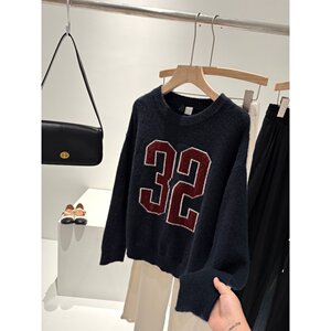 
Pick up the leak! Original factory copy! Found in the mall for 269 + wool blend contrast color long-sleeved sweater S205