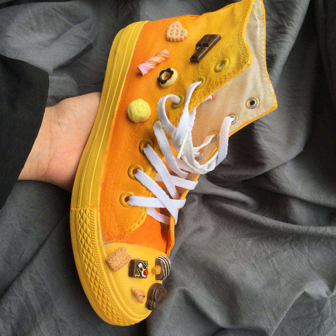 手绘帆布鞋大改造狗屎黄变冰淇淋