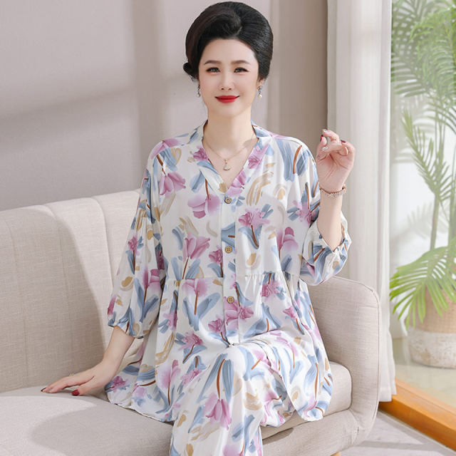 Middle-aged and elderly mothers cotton silk pajamas for women 2025 new summer cardigan for outdoor wear home clothes large size suit thin