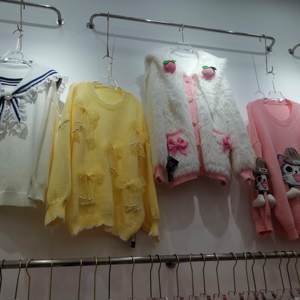 
Live broadcast special shooting link (NO return, NO exchange), read clearly to place an order, place an order with a deduction number, and note the serial number on the price of the shot