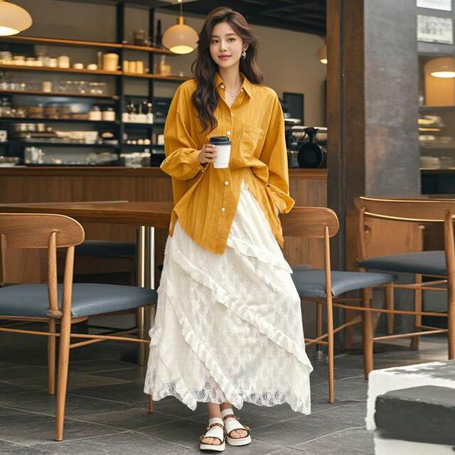 Retro spliced ​​lace white skirt for women 2025 spring new fluffy cake skirt mesh slim A-line long skirt