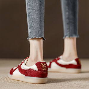 
Spring hot style versatile red cowhide sneakers for women 2025 new tendon soft sole casual sports moral training women's shoes