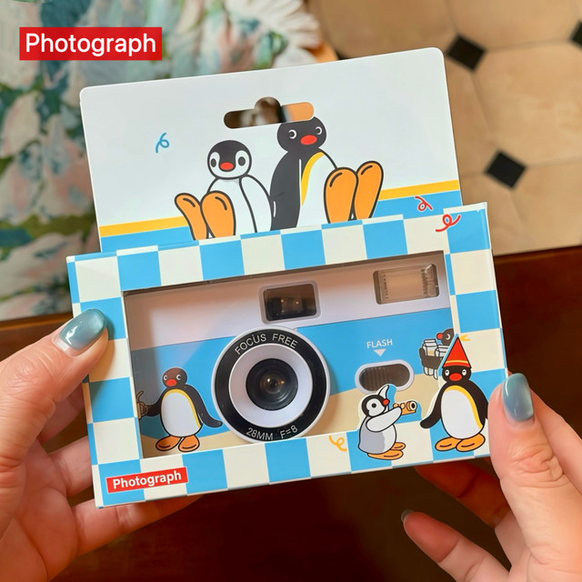Pingu Penguin Film Camera Replaceable Film Non-disposable Camera Creative Birthday Gift for Girls' Girlfriend