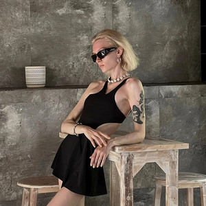 
Black one-piece sexy bikini pure lust style swimsuit for women 2026 new hot model covers the belly and makes you slim