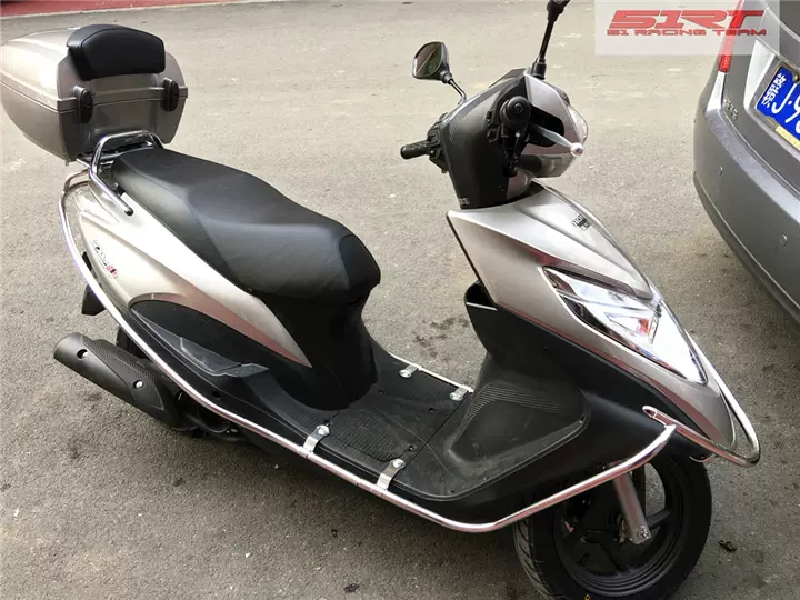 新大洲dio125 U Sdh125t 35原装保险杠保护杠保护杆原厂配件