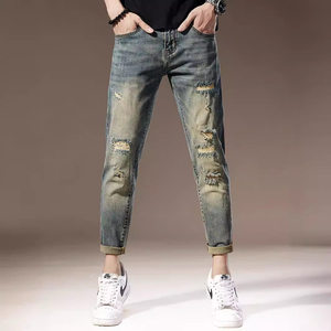 High -end retro light blue nine -point porn jeans men's body small feet in summer thin casual elastic pants men
