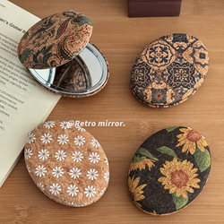 Retro Style Mirror, Makeup Mirror, Portable Small Mirror for Women, Desktop Foldableing Double-Sided Mirror, Creative, High-End and Simple