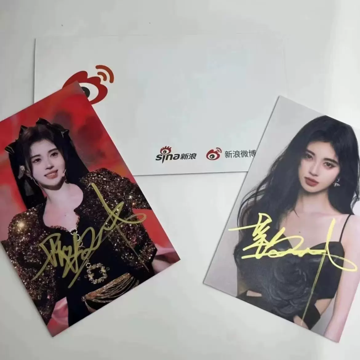 鞠婧祎亲笔签名照鞠婧祎同款签名周边保真无印刷鞠婧祎定妆照