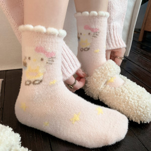 
Cute plush socks for women autumn and winter Australian velvet confinement socks HelloKitty girls warm sleeping home sleeping socks