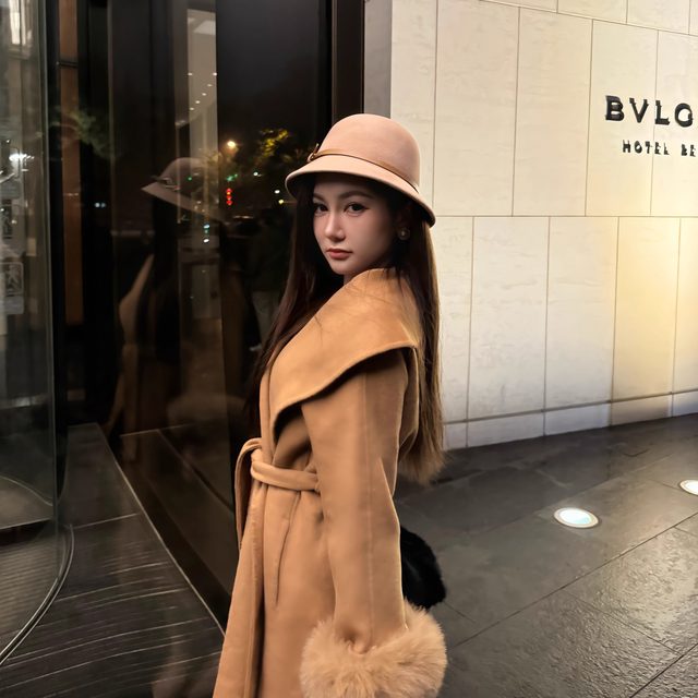 Krisanna a gas field high intelligence fox hair wool woolen double -sided lapel waist long coat in the waist