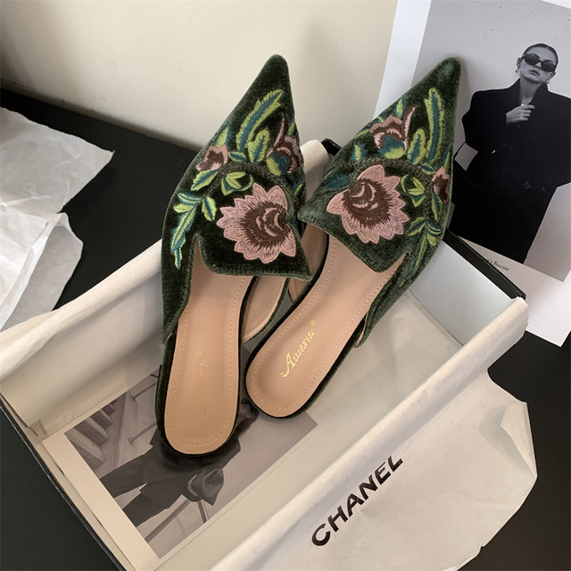 2024 summer new style slippers, national trend embroidered flower toe ...