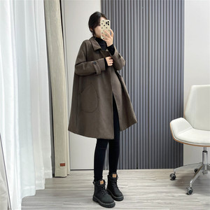 Huiyi Pavilion Autumn and Winter Women's Long Sleeve Woors Jacket Mid -length Walkyst Walks Loose Retro Chequet Walking Platform
