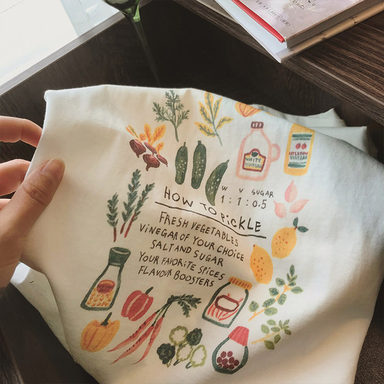 ins Super Popular Printed Round Neck T-Shirt for Women 2022 Summer New Style Cute Age-Reducing Design Niche Short-Sleeved Tops