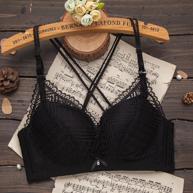 Women's underwear, small breasts gathered without steel rings, spring and summer thin breathable adjustment style sexy beauty back cross bra set