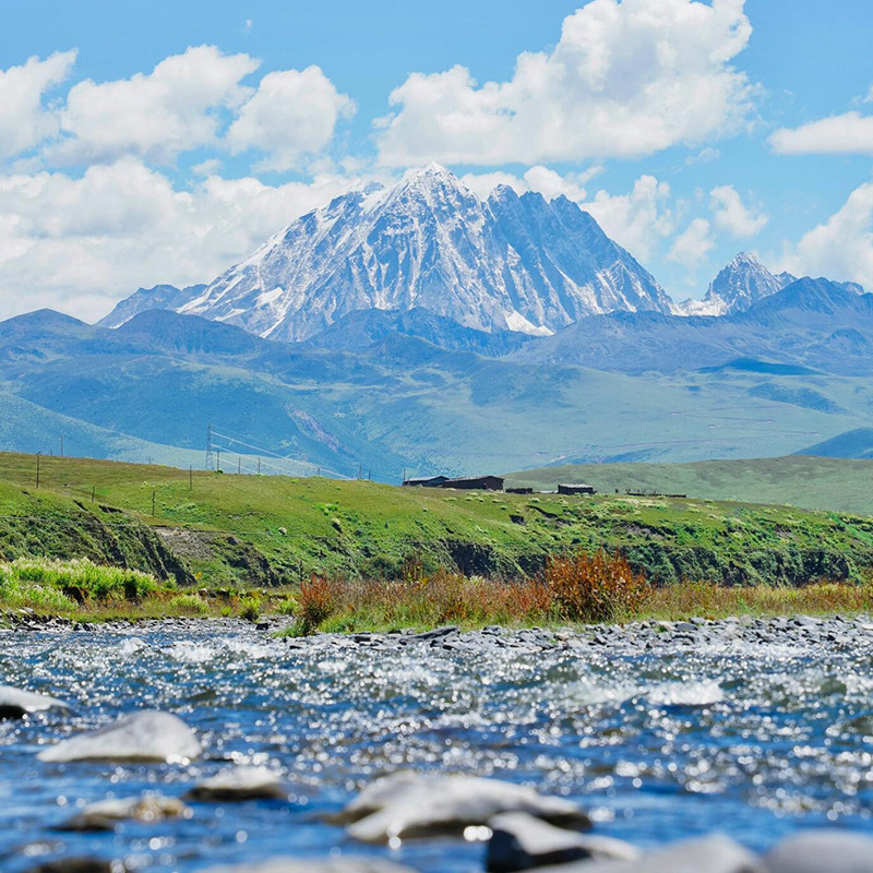 私家团四姑娘山川西小环线5天4晚VIP鱼子西墨石公园含成都2晚住宿