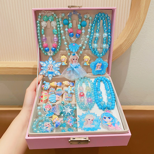 クロミ ネックレス ブレスレット リング イヤークリップ ギフトセット