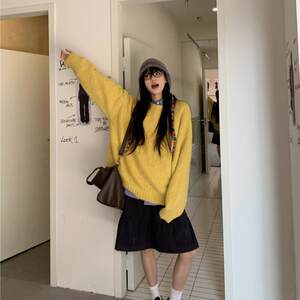 
Hong Kong style autumn sweater dopamine soft waxy pullover sweater plaid shirt high waist dark gray A-line skirt