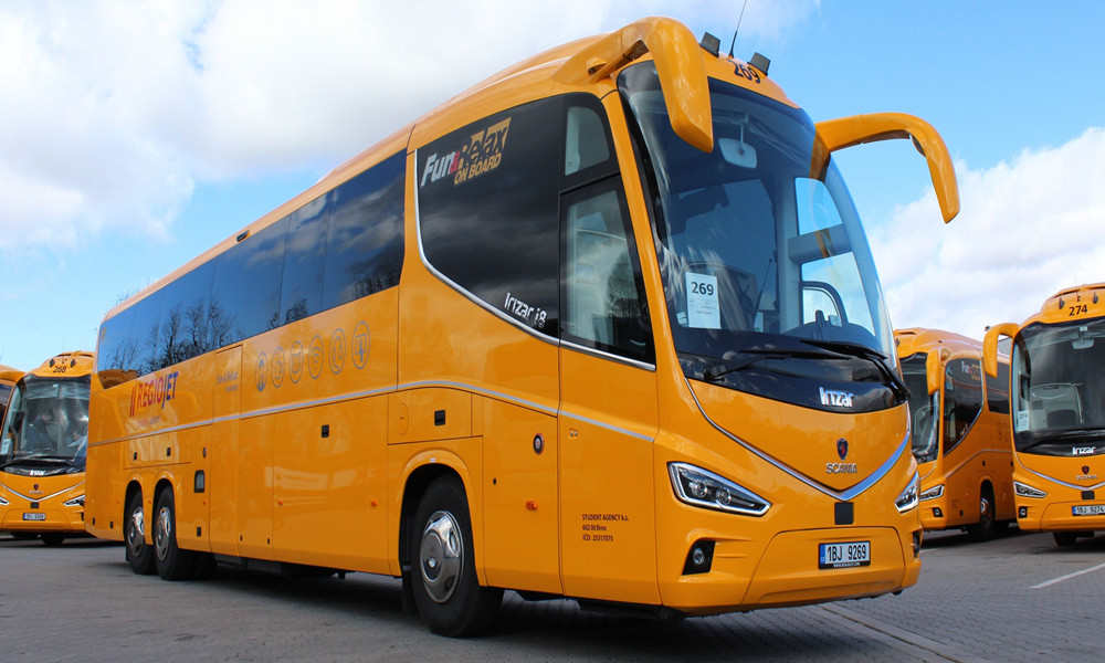 捷克 卡罗维发利到布拉格 单程高速大巴票