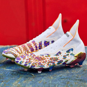 Falcon 21st generation FREAK+FG high -end long nail -free football shoes male student AG short nail art grass high and low