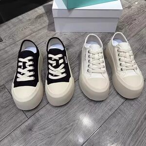 
Clearance for cut-off ~ Heightening thick-soled small white shoes for women big toe canvas shoes college style casual versatile sports shoes