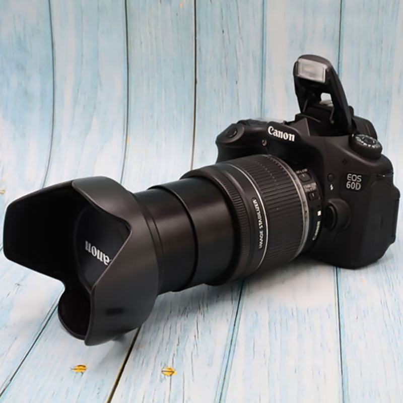 Canon EOS 60D 18-135mm デジタル一眼レフカメラ
